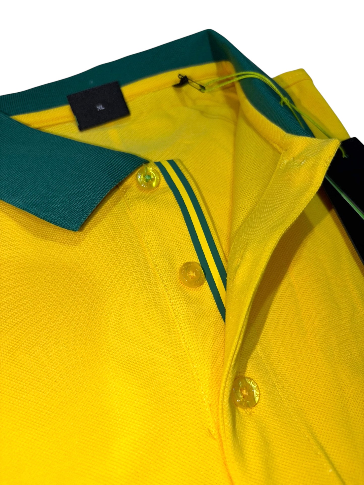 PLAYERA BOSS BRASIL TIPO POLO REGULAR FIT TALLA “L” REDUCIDA A “M”