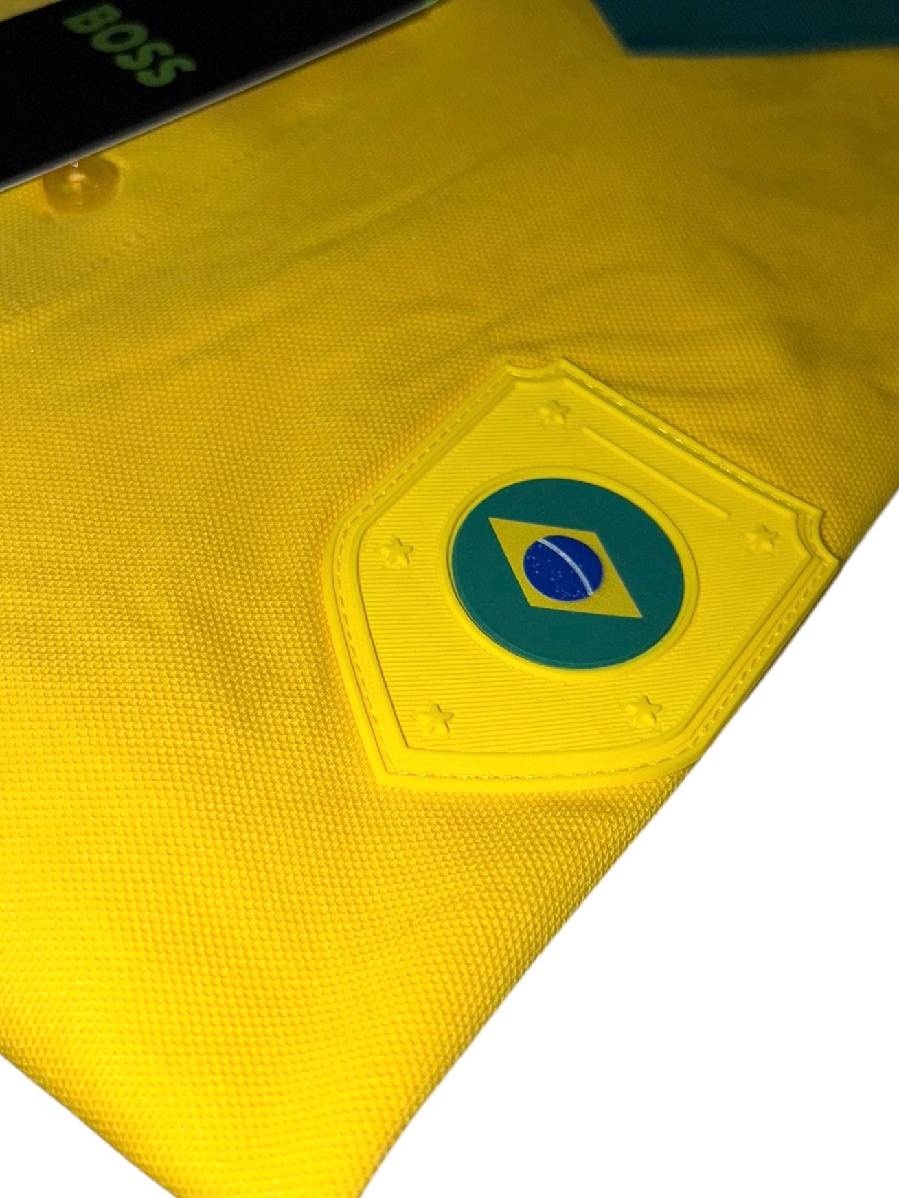 PLAYERA BOSS BRASIL TIPO POLO REGULAR FIT TALLA “L” REDUCIDA A “M”
