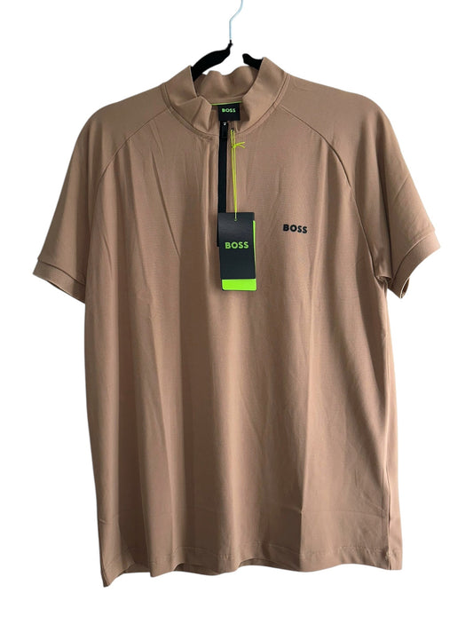 PLAYERA BOSS CON CREMALLERA TALLA “XXL” (REDUCIDA PARA TALLA XL)
